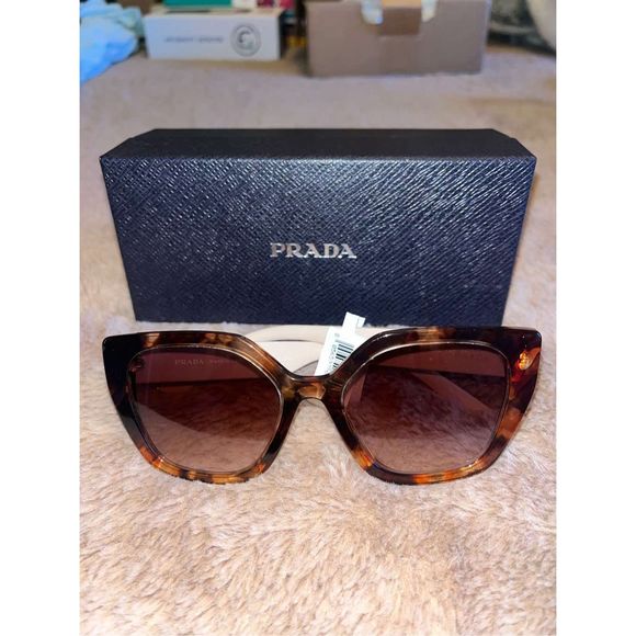 NEW IN BOX PRADA-Cat Eye Sunglasses